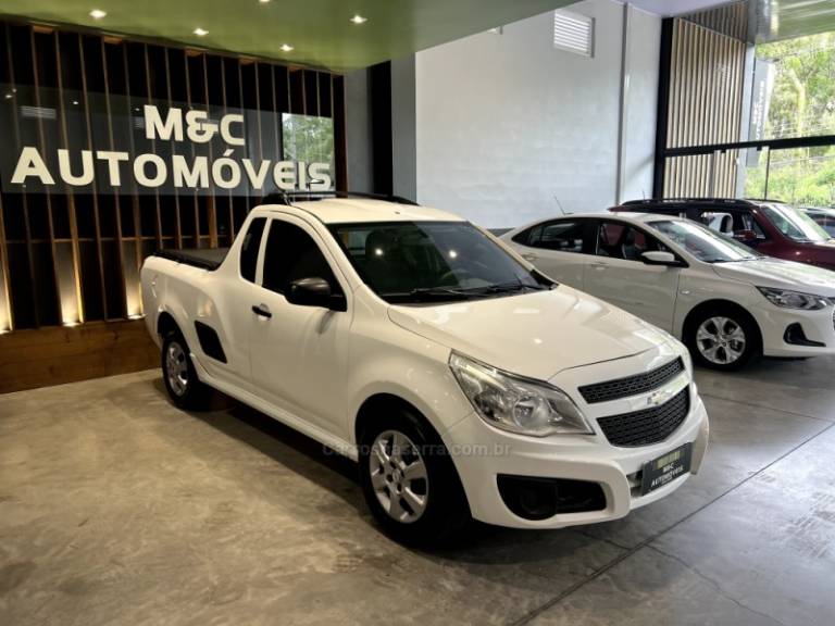 CHEVROLET - MONTANA - 2018/2019 - Branca - R$ 51.900,00