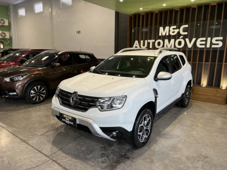 RENAULT - DUSTER - 2020/2021 - Branca - R$ 88.900,00