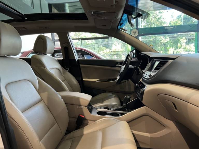 HYUNDAI - TUCSON - 2019/2020 - Branca - R$ 109.900,00