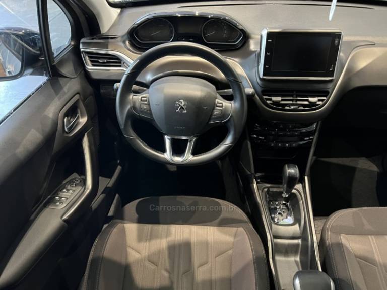 PEUGEOT - 2008 - 2018/2019 - Prata - R$ 71.900,00