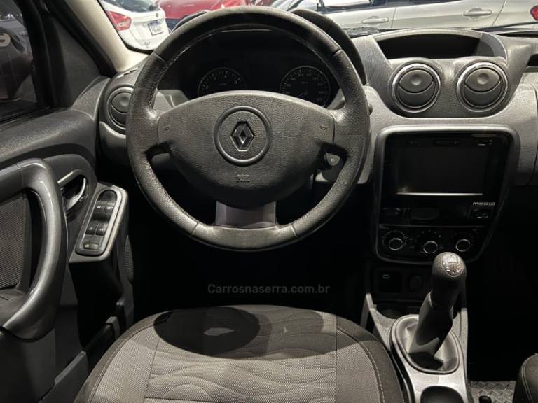 RENAULT - DUSTER - 2013/2014 - Cinza - R$ 52.900,00