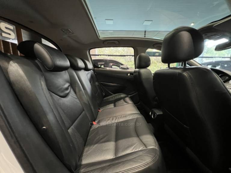 PEUGEOT - 308 - 2012/2013 - Branca - R$ 39.900,00