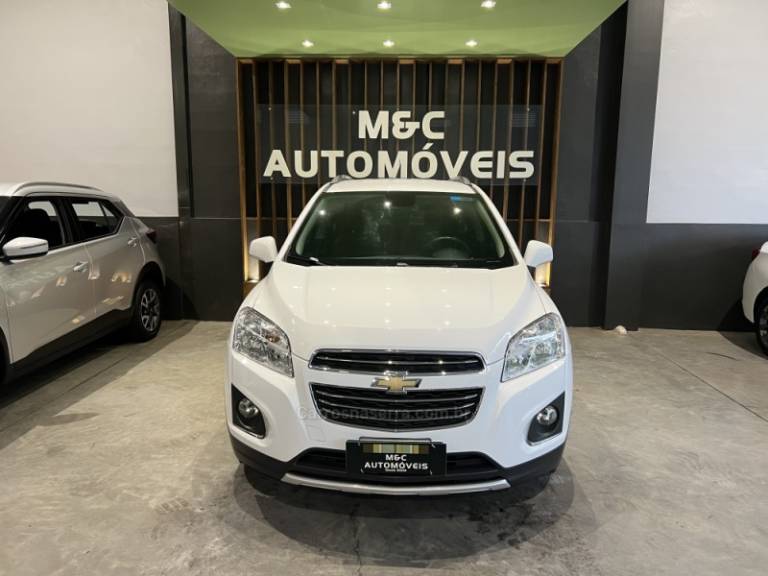 CHEVROLET - TRACKER - 2016/2016 - Branca - R$ 69.900,00
