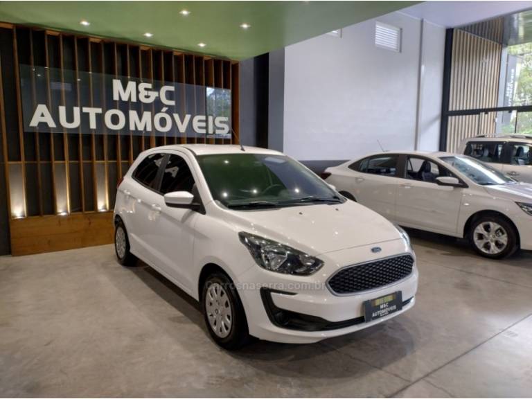 FORD - KA - 2019/2020 - Branca - R$ 49.900,00