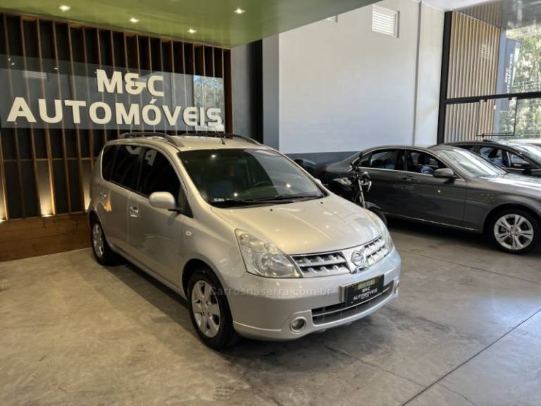 NISSAN - LIVINA - 2011/2012 - Prata - R$ 38.900,00
