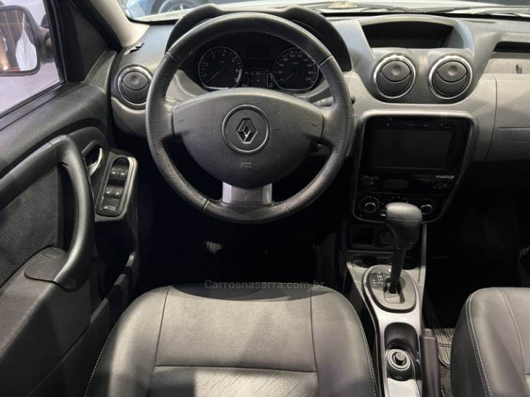 RENAULT - DUSTER - 2014/2015 - Branca - R$ 53.900,00