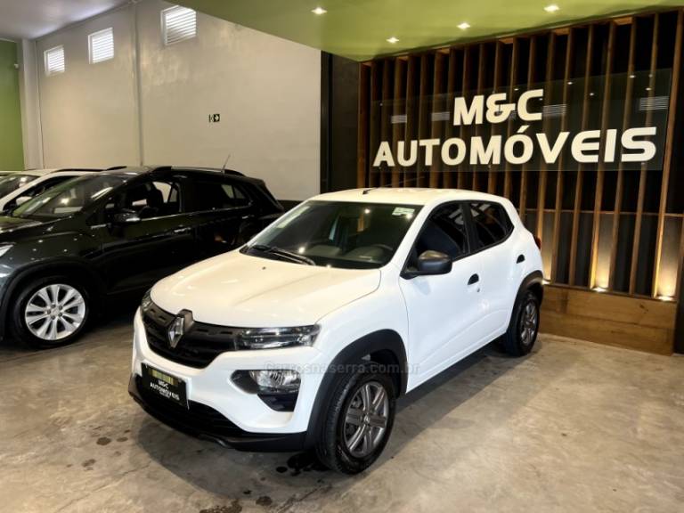 RENAULT - KWID - 2022/2023 - Branca - R$ 53.900,00