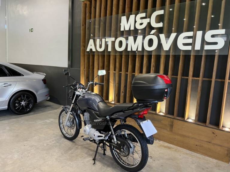 HONDA - CG 150 - 2012/2012 - Cinza - R$ 11.900,00