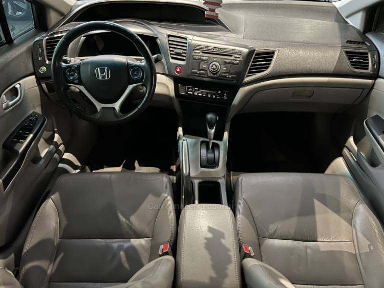 HONDA - CIVIC - 2014/2015 - Cinza - R$ 77.900,00