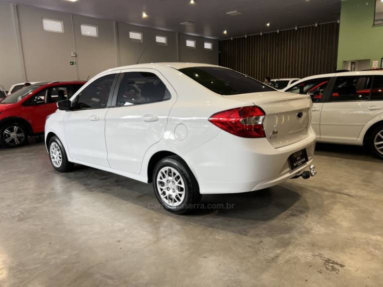 FORD - KA - 2016/2017 - Branca - R$ 44.900,00