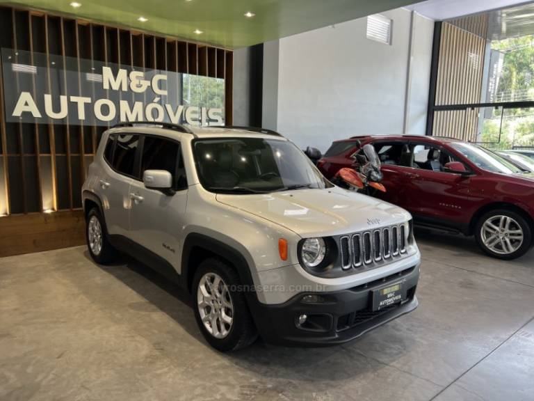 JEEP - RENEGADE - 2015/2016 - Prata - R$ 69.900,00