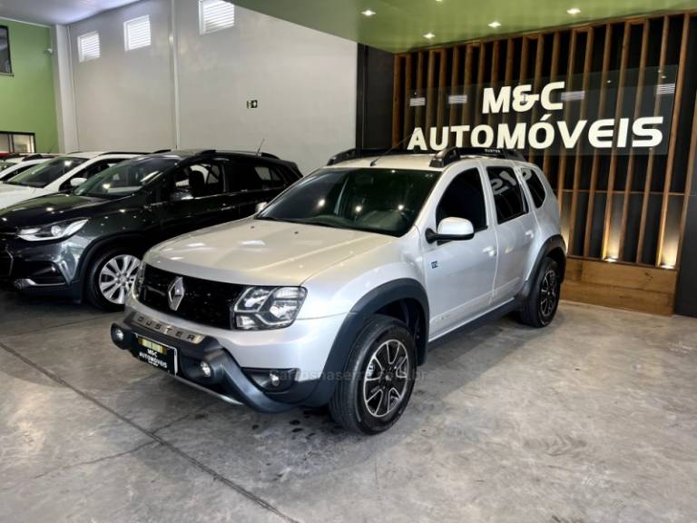 RENAULT - DUSTER - 2019/2020 - Prata - R$ 81.900,00