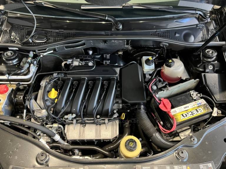 RENAULT - DUSTER - 2014/2015 - Preta - R$ 54.900,00