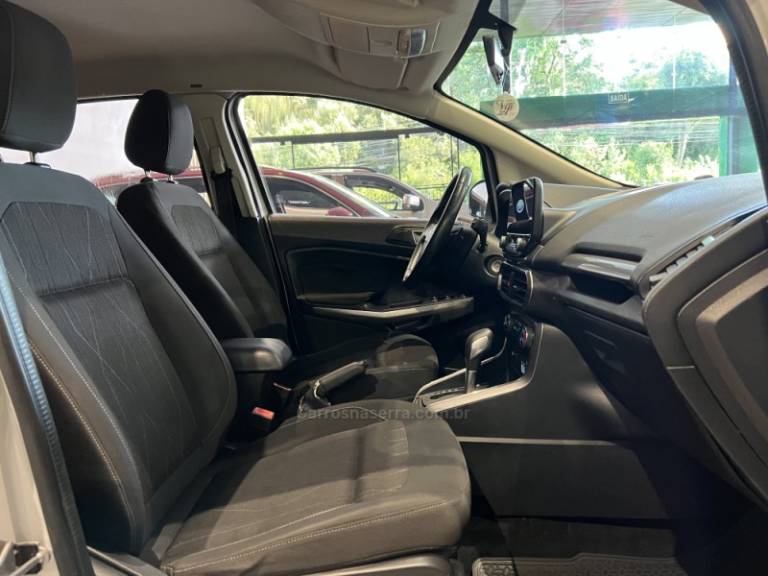 FORD - ECOSPORT - 2017/2018 - Branca - R$ 62.900,00