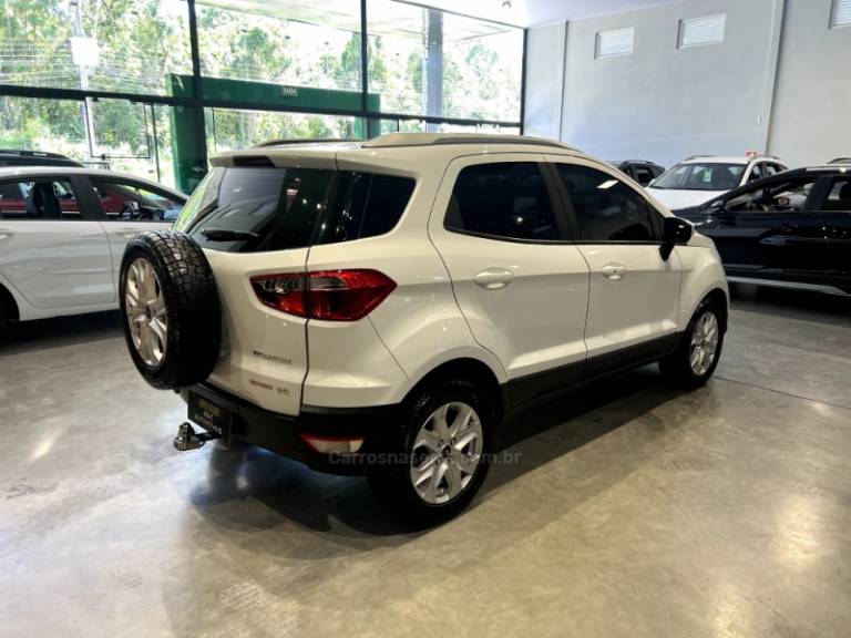 FORD - ECOSPORT - 2014/2014 - Branca - R$ 54.900,00