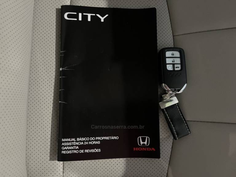 HONDA - CITY - 2022/2022 - Branca - R$ 104.900,00