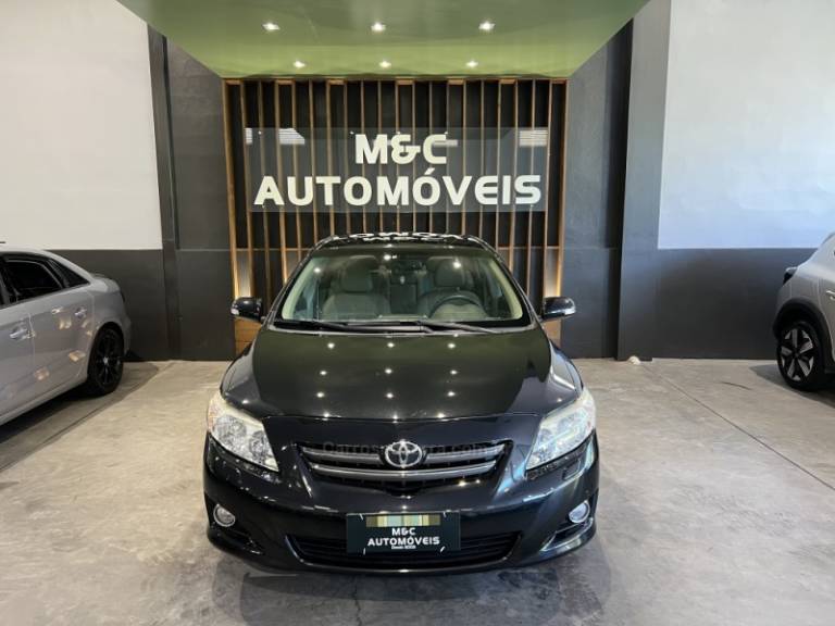 TOYOTA - COROLLA - 2009/2010 - Preta - R$ 58.900,00