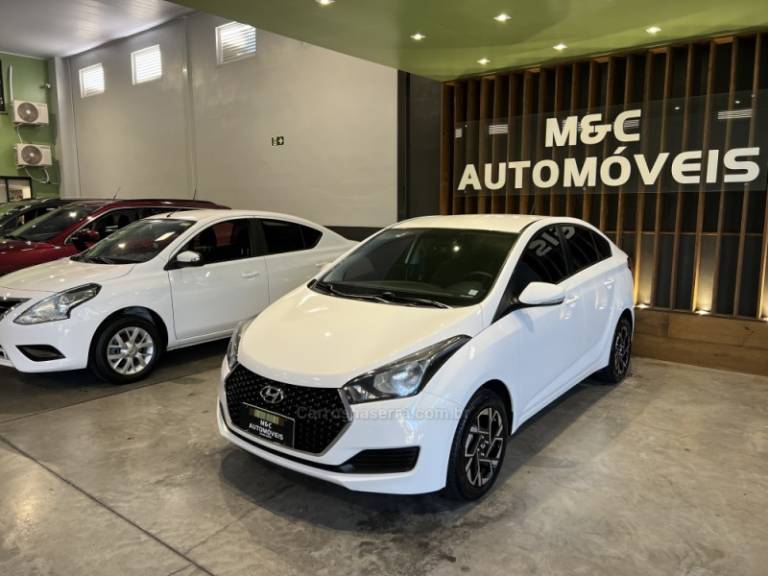 HYUNDAI - HB20S - 2019/2019 - Branca - R$ 68.900,00