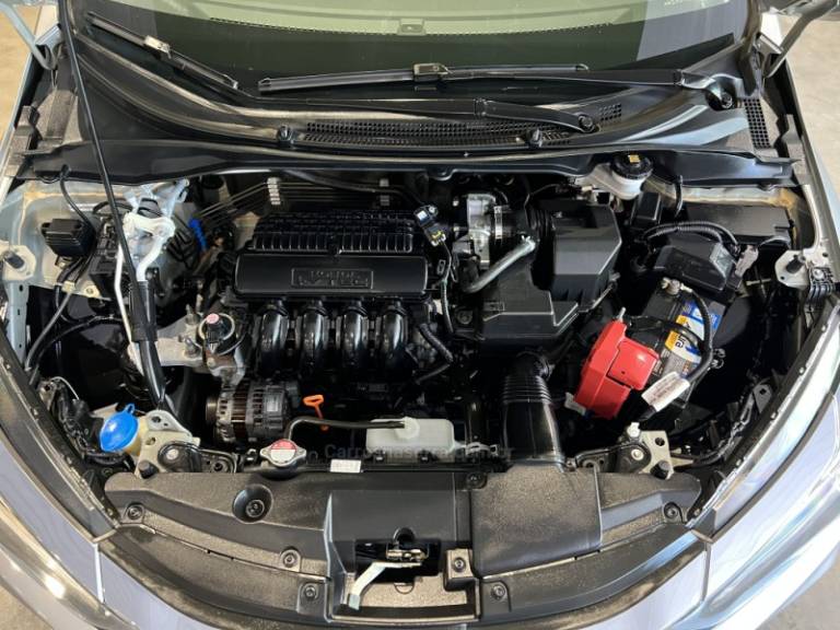 HONDA - CITY - 2018/2019 - Prata - R$ 81.900,00