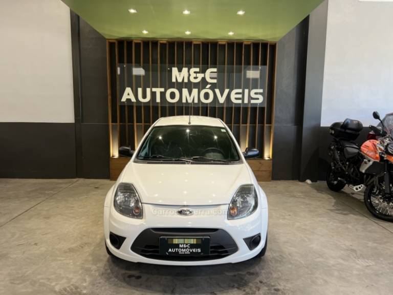 FORD - KA - 2013/2013 - Branca - R$ 25.900,00