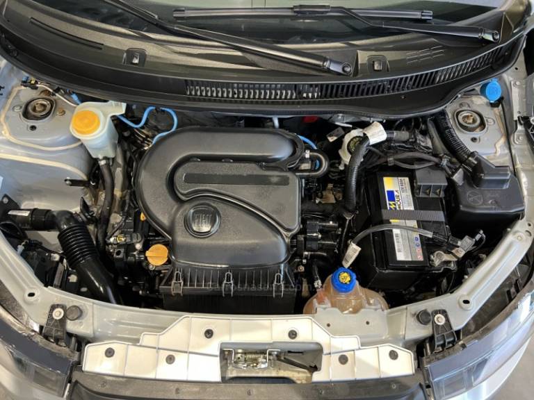 FIAT - MOBI - 2023/2024 - Prata - R$ 62.900,00