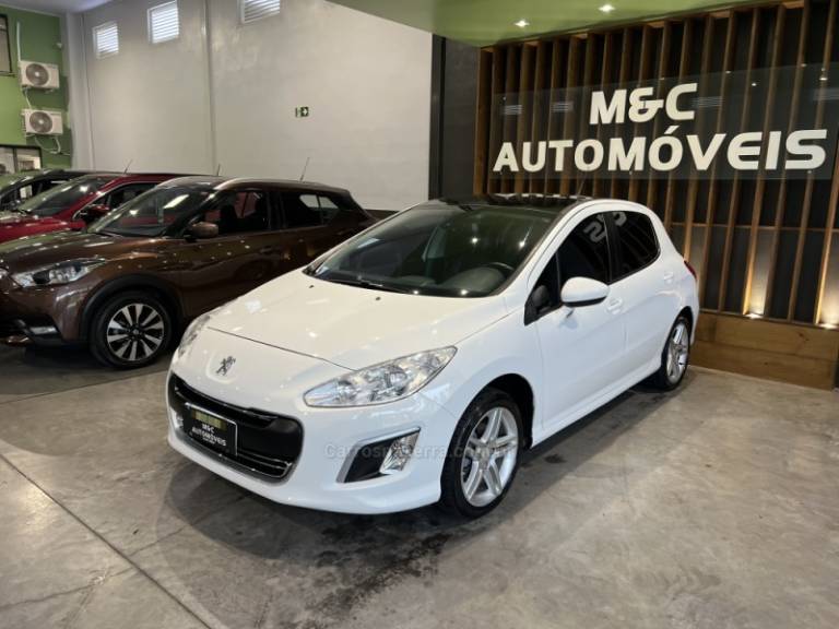 PEUGEOT - 308 - 2012/2013 - Branca - R$ 39.900,00