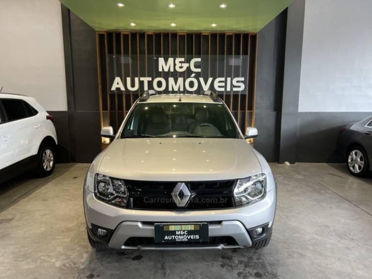RENAULT - DUSTER - 2017/2017 - Prata - R$ 63.900,00