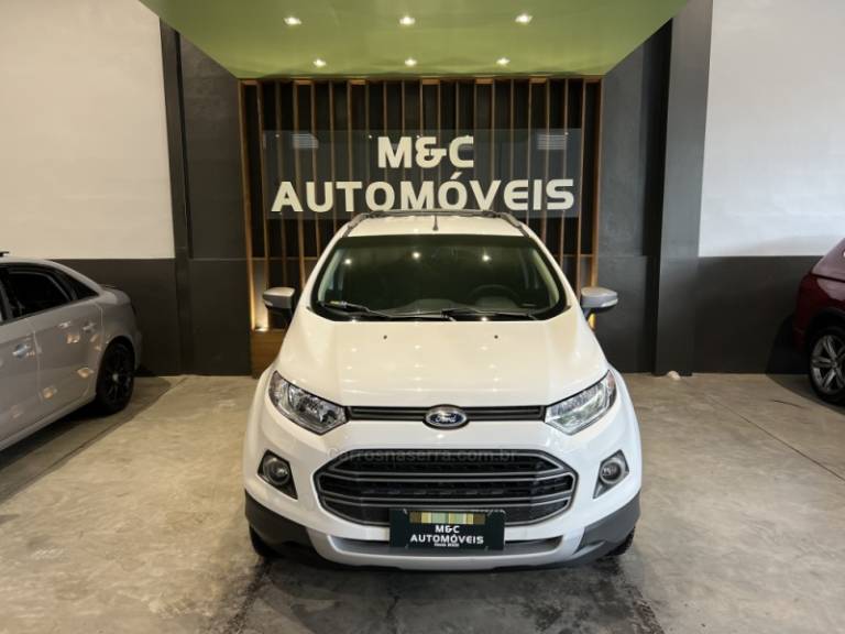 FORD - ECOSPORT - 2013/2014 - Branca - R$ 59.900,00