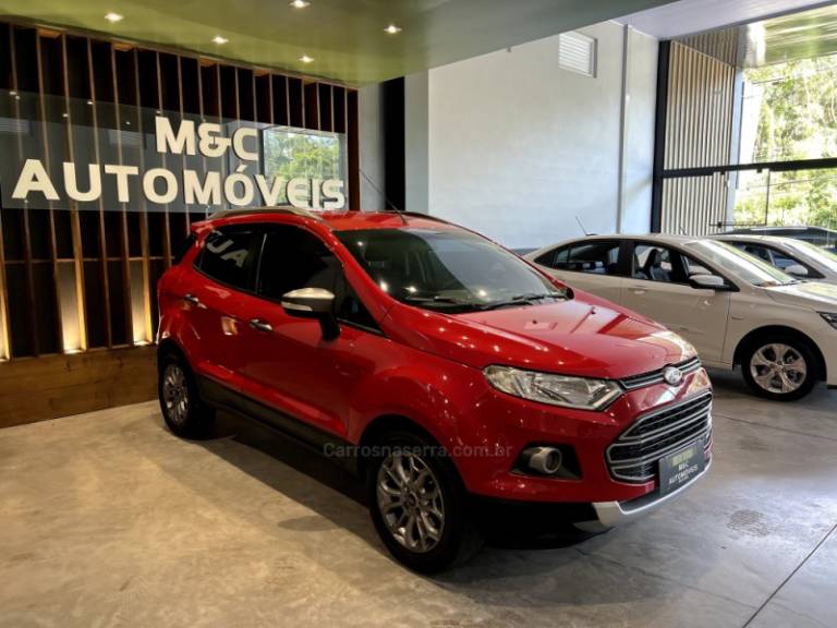 FORD - ECOSPORT - 2014/2015 - Vermelha - R$ 56.900,00