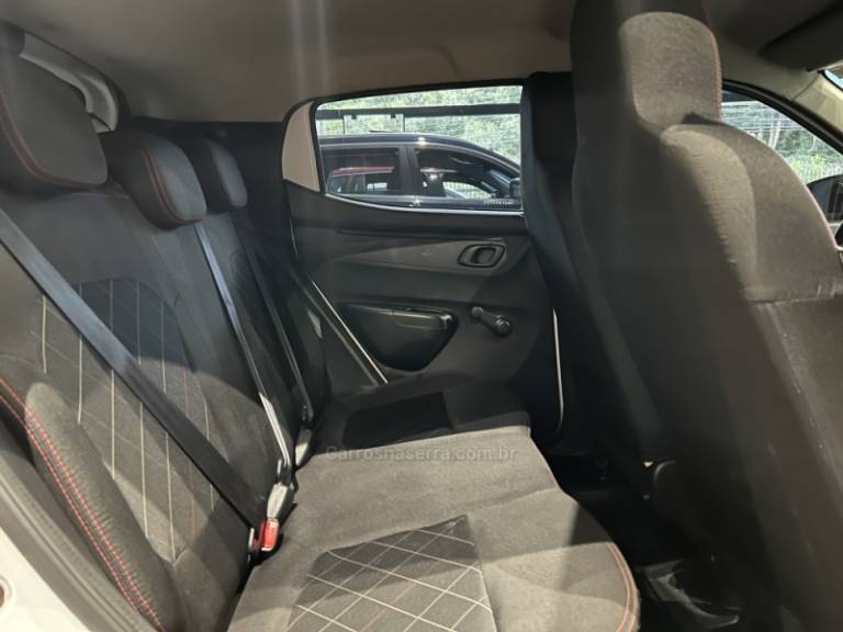 RENAULT - KWID - 2021/2022 - Branca - R$ 44.900,00