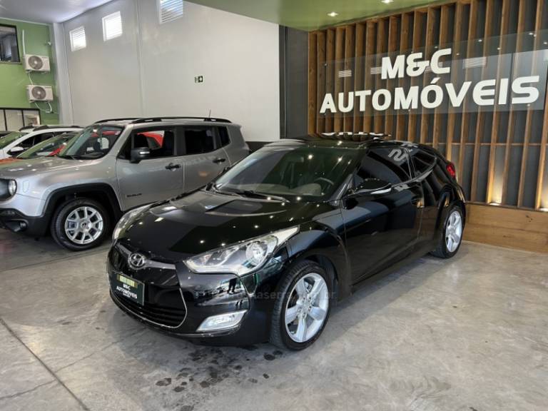 HYUNDAI - VELOSTER - 2011/2012 - Preta - R$ 57.900,00