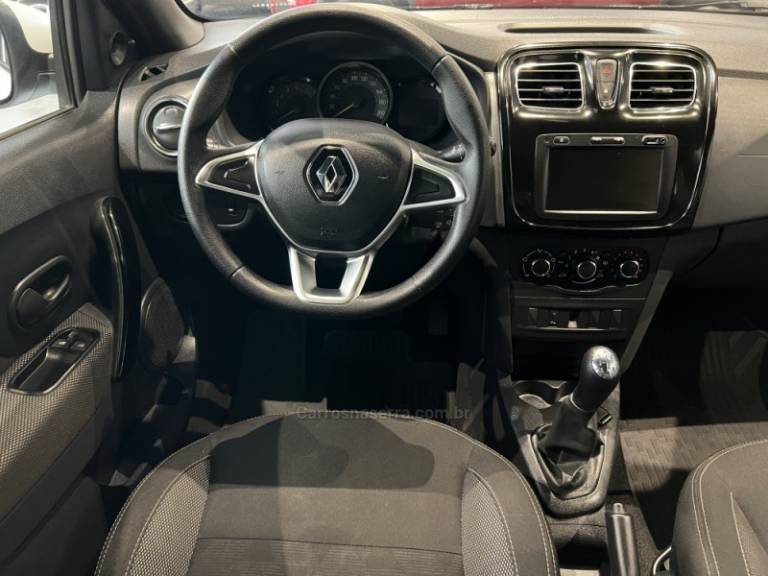 RENAULT - SANDERO - 2021/2022 - Branca - R$ 57.900,00