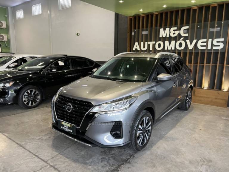NISSAN - KICKS - 2022/2022 - Cinza - R$ 95.900,00