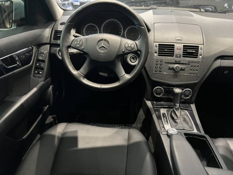 MERCEDES-BENZ - C 180 K - 2010/2010 - Prata - R$ 54.900,00