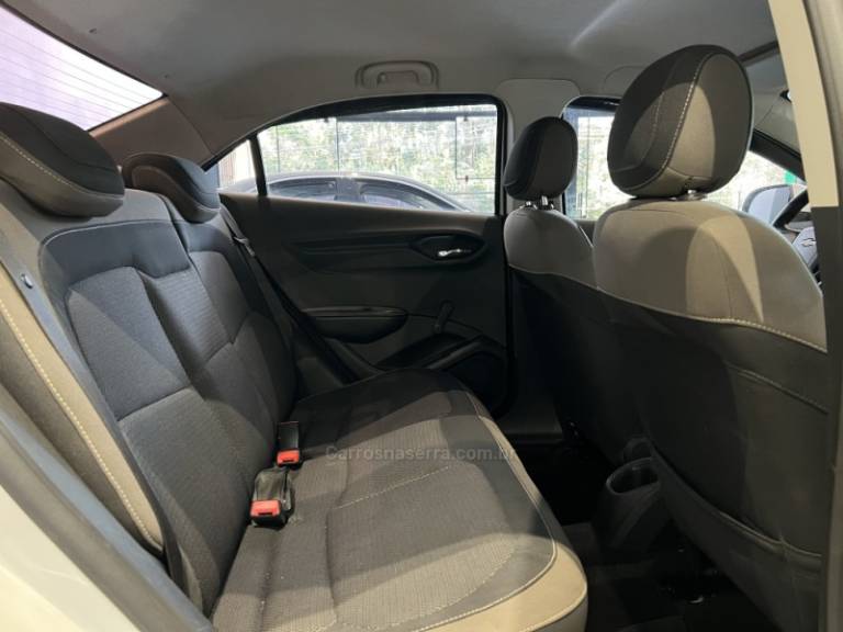 CHEVROLET - PRISMA - 2014/2014 - Branca - R$ 45.900,00