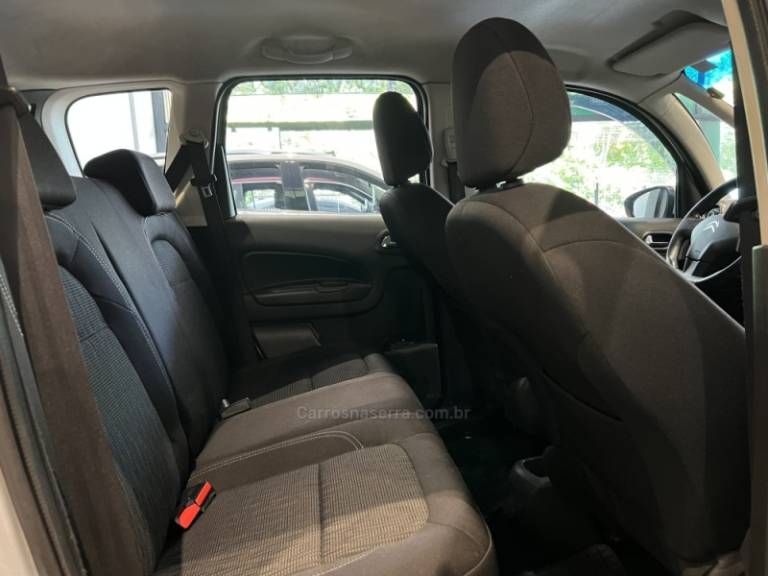 CITROËN - C3 PICASSO - 2014/2015 - Prata - R$ 40.900,00
