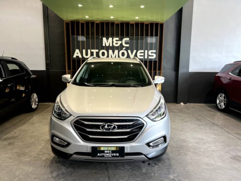 HYUNDAI - IX35 - 2015/2016 - Prata - R$ 79.900,00