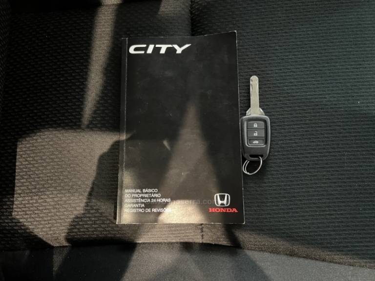 HONDA - CITY - 2018/2019 - Prata - R$ 81.900,00