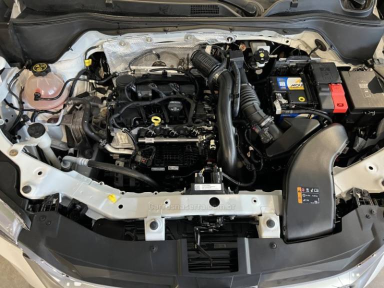 CHEVROLET - TRACKER - 2022/2023 - Branca - R$ 103.900,00