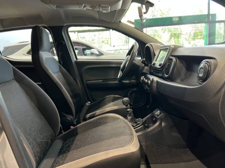 FIAT - MOBI - 2023/2024 - Prata - R$ 62.900,00