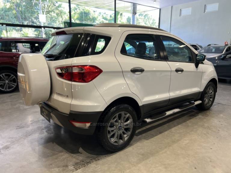 FORD - ECOSPORT - 2013/2013 - Branca - R$ 53.900,00