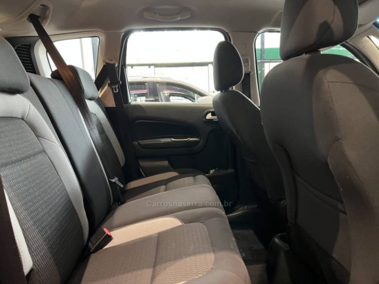 CITROËN - AIRCROSS - 2016/2017 - Prata - R$ 51.900,00