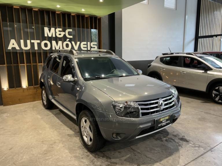 RENAULT - DUSTER - 2013/2014 - Cinza - R$ 52.900,00