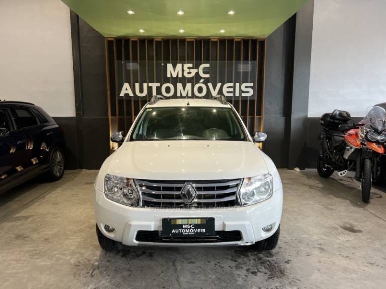 RENAULT - DUSTER - 2013/2014 - Branca - R$ 52.900,00