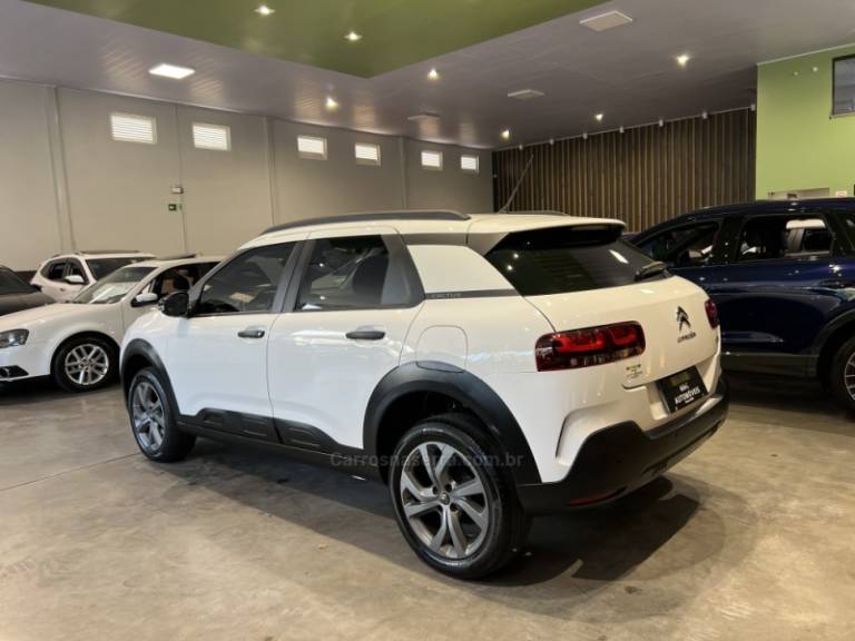 CITROËN - C4 CACTUS - 2022/2023 - Branca - R$ 83.900,00