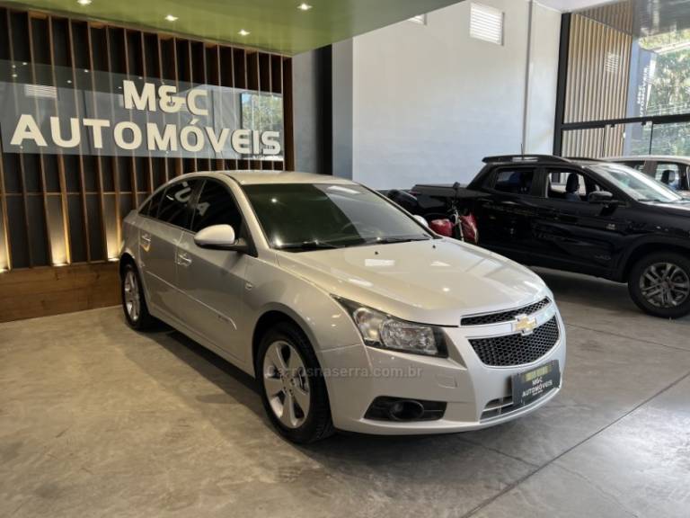CHEVROLET - CRUZE - 2014/2014 - Prata - R$ 59.900,00