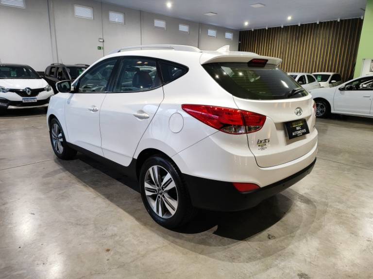 HYUNDAI - IX35 - 2016/2017 - Branca - R$ 82.900,00