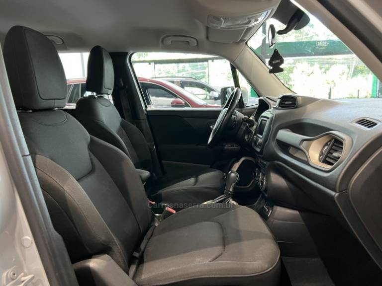 JEEP - RENEGADE - 2015/2016 - Prata - R$ 68.900,00