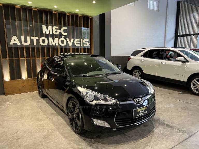 HYUNDAI - VELOSTER - 2012/2013 - Preta - R$ 61.900,00