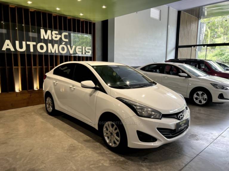 HYUNDAI - HB20S - 2015/2015 - Branca - R$ 53.900,00